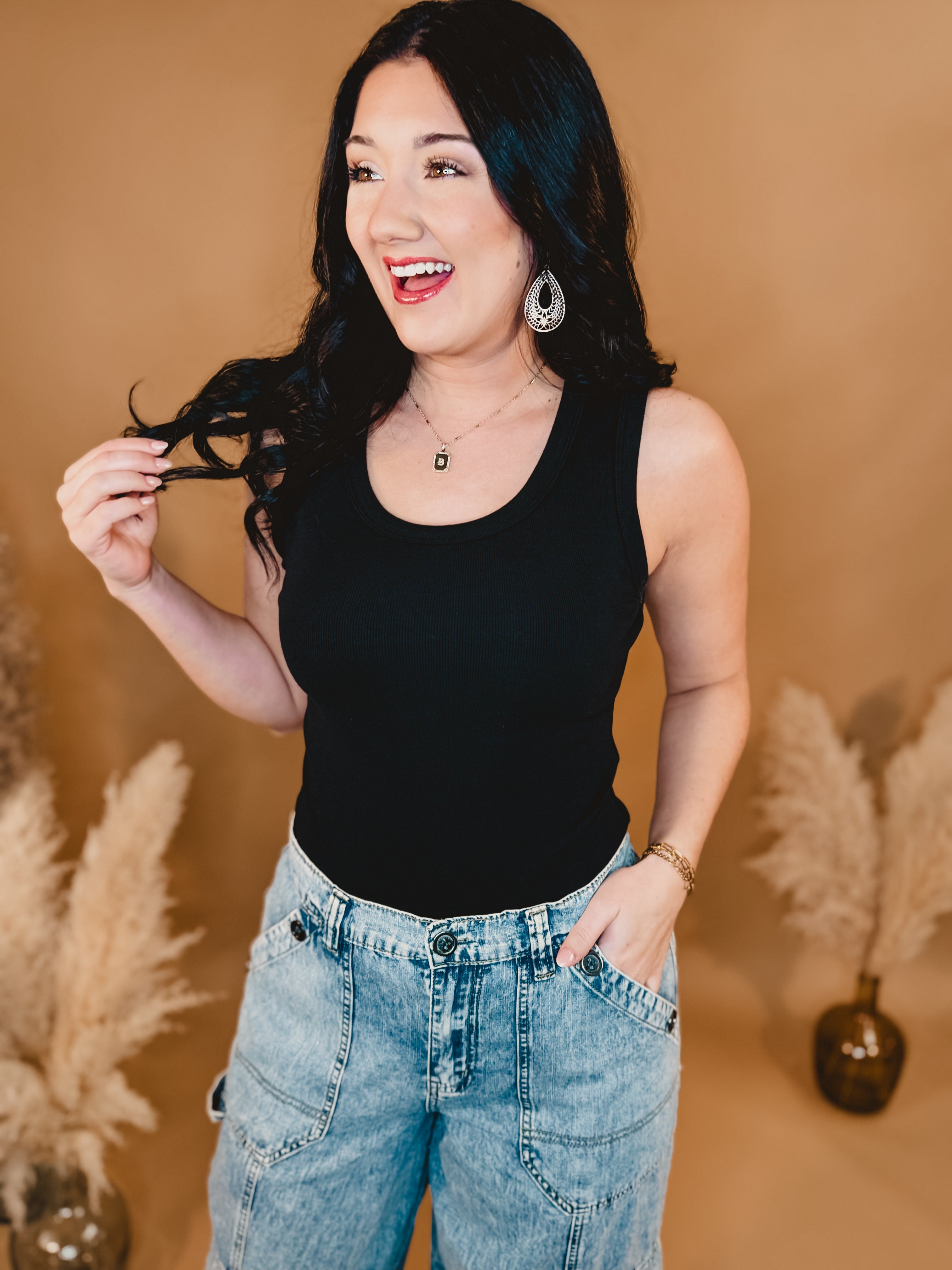 Basic Ribbed Knit Tank - Black