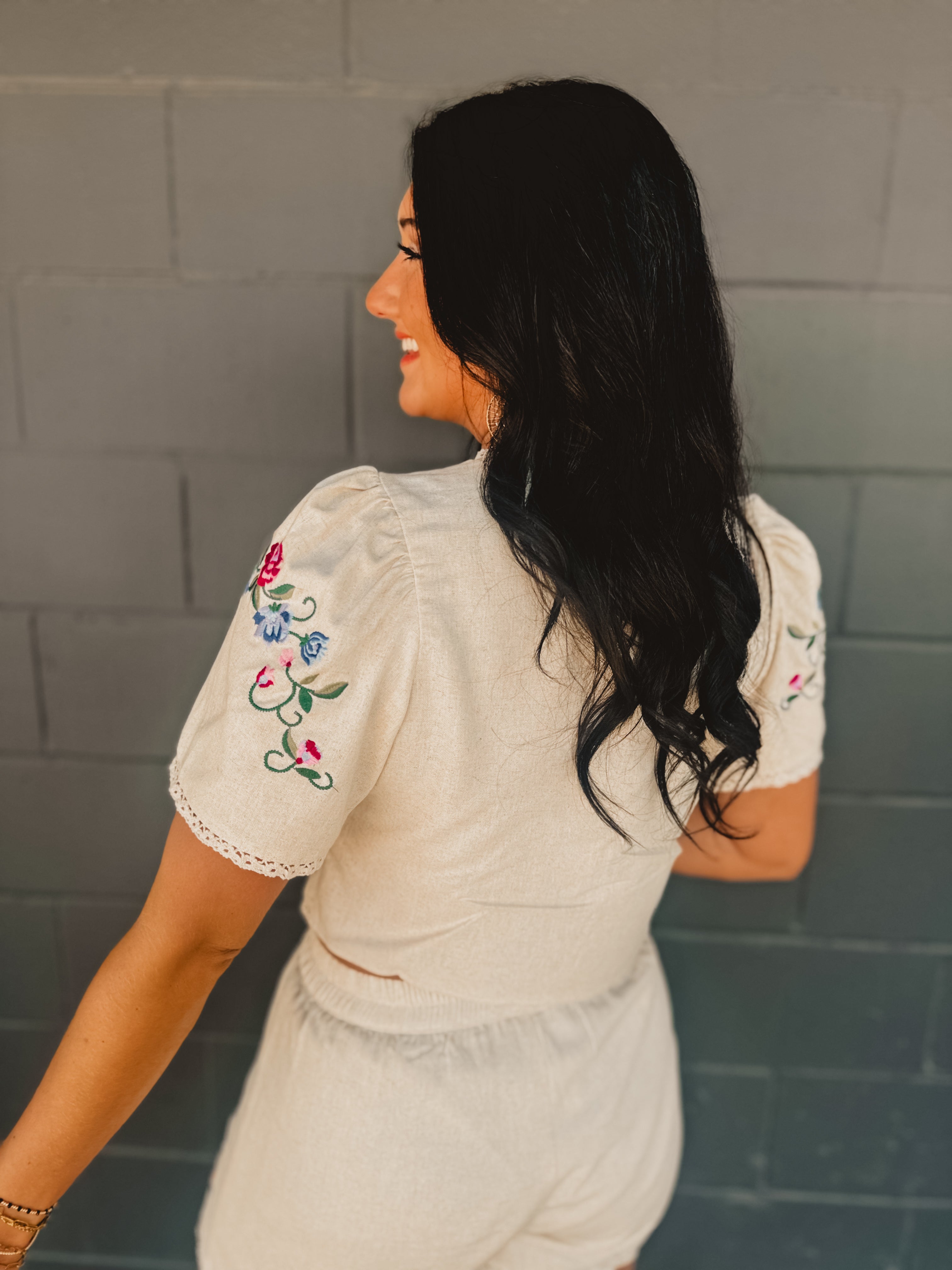 Floral Embroidery Detail Front Tie Cropped Blouse - Natural