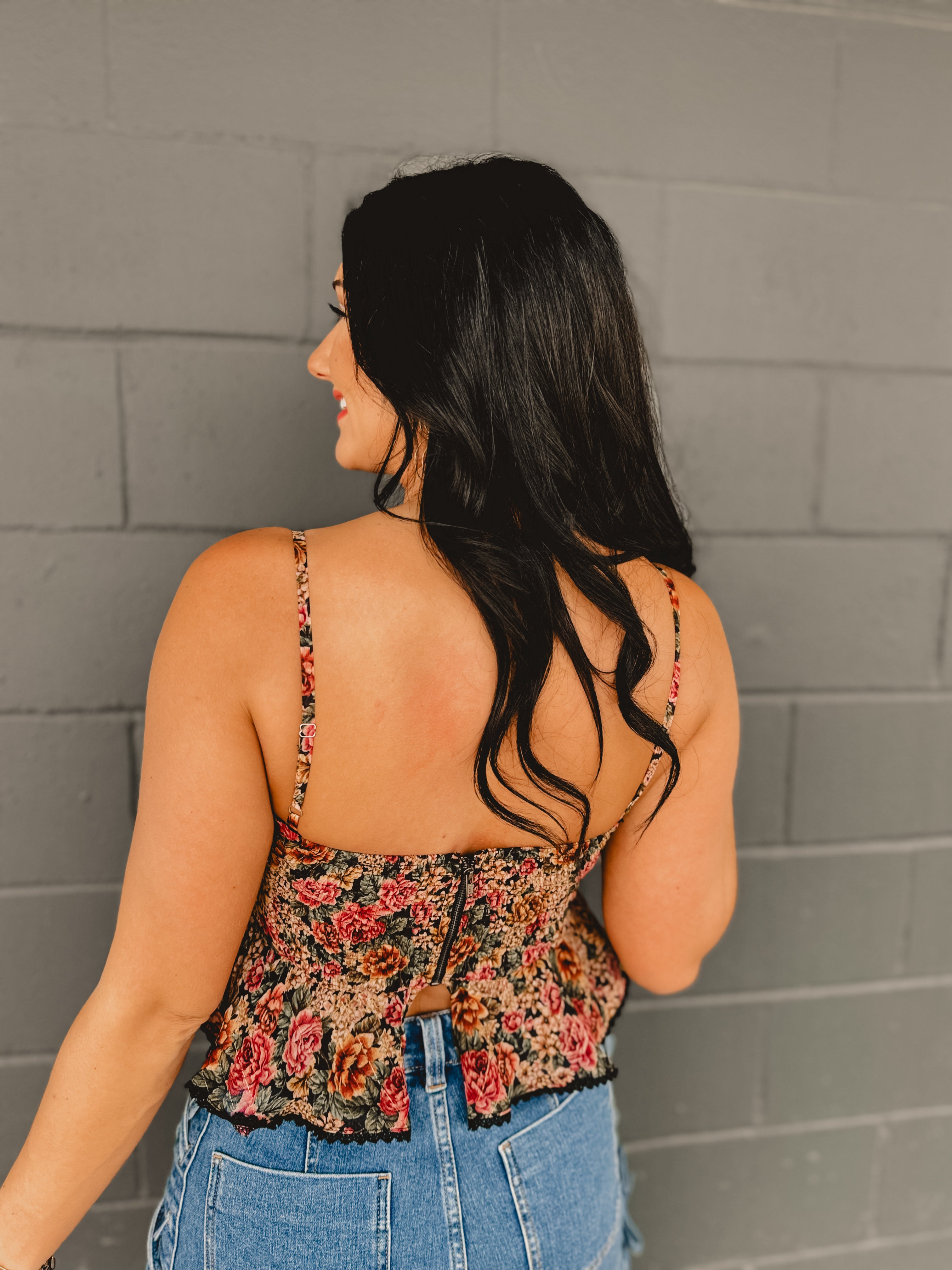 Vintage Floral Print Flared Cami Top - Rose/Black Vintage Floral Print Flared Cami Top - Rose/Black