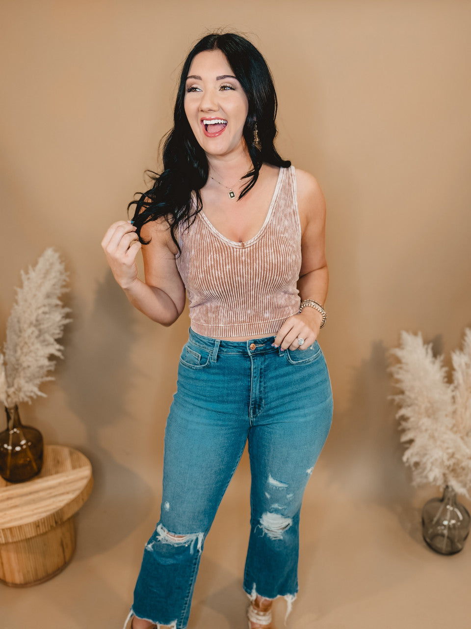 Coming Back V-Neck Cropped Tank - Deep Camel Coming Back V-Neck Cropped Tank - Deep Camel