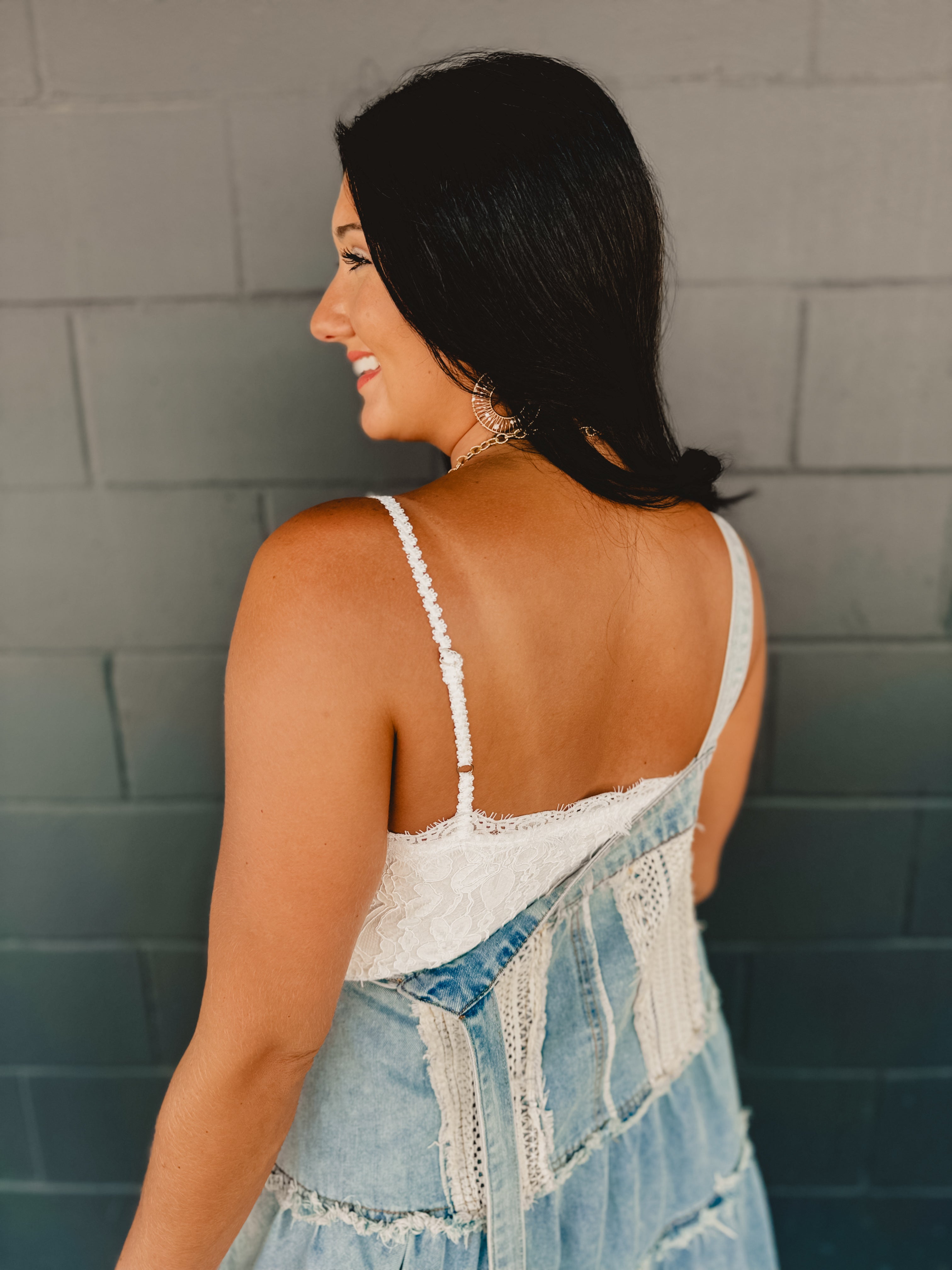 POL Lace Crochet Bodice Crop Tank - Ivory POL Lace Crochet Bodice Crop Tank - Ivory